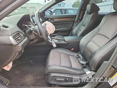 Zdjęcie 7 z 12 samochodu: 2019 HONDA ACCORD SPORT VIN:1HGCV2F37KA022443 - miniatura