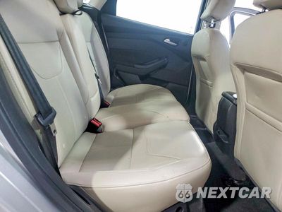 Zdjęcie 10 z 13 samochodu: 2018 FORD FOCUS TITANIUM VIN:1FADP3N26JL293966 - miniatura