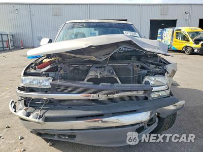 Piąte zdjęcie samochodu w środku: 2001 CHEVROLET SILVERADO K1500 VIN:1GCEK19T91E211530 - miniatura