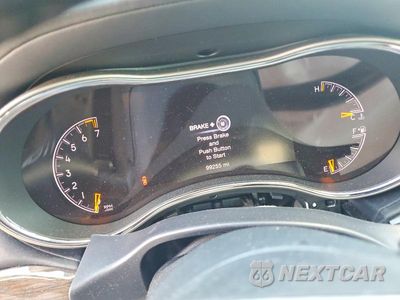Zdjęcie 9 z 13 samochodu: 2017 JEEP GRAND CHEROKEE SUMMIT VIN:1C4RJFJG2HC707470 - miniatura
