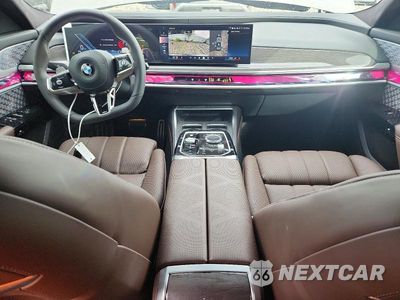 Zdjęcie 8 z 12 samochodu: 2026 BMW 760 XI VIN:WBA33EJ02TCX62259 - miniatura