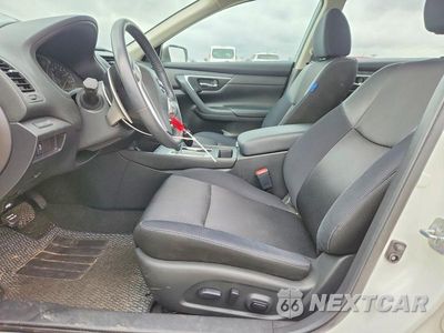 Zdjęcie 7 z 12 samochodu: 2017 NISSAN ALTIMA 2.5 SR VIN:1N4AL3APXHC148293 - miniatura