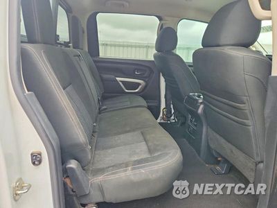 Zdjęcie 10 z 13 samochodu: 2018 NISSAN TITAN SV VIN:1N6AA1E51JN506062 - miniatura