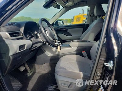 Zdjęcie 7 z 13 samochodu: 2024 TOYOTA HIGHLANDER LE VIN:5TDKDRAH4RS050710 - miniatura