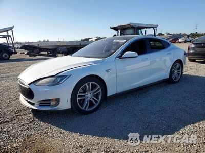 2014 TESLA MODEL S 5YJSA1H11EFP63291 - główne zdjęcie licytacji z USA - miniatura