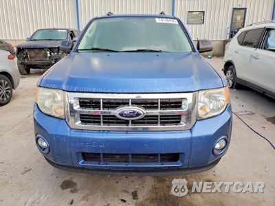 Piąte zdjęcie samochodu w środku: 2010 FORD ESCAPE XLT VIN:1FMCU0D79AKB28442 - miniatura