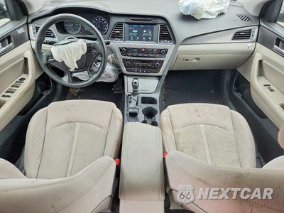 Zdjęcie 8 z 13 samochodu: 2017 HYUNDAI SONATA SPORT VIN:5NPE34AF5HH446361 - miniatura
