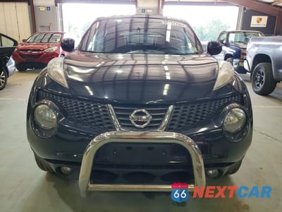 Piąte zdjęcie samochodu w środku: 2014 NISSAN JUKE SL VIN:JN8AF5MV7ET363167 - miniatura