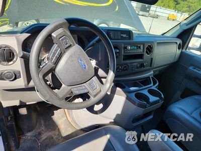 Zdjęcie 8 z 13 samochodu: 2024 FORD E450 BOX TRUCK VIN:1FDXE4FN2RDD24191 - miniatura
