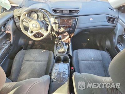 Zdjęcie 8 z 13 samochodu: 2019 NISSAN ROGUE S VIN:5N1AT2MT8KC812879 - miniatura