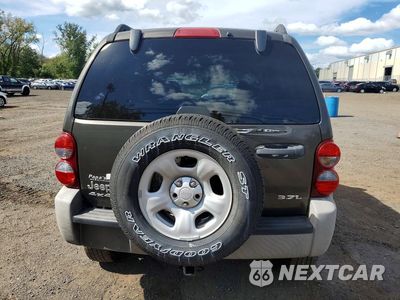 Zdjęcie 6 z 13 samochodu: 2006 JEEP LIBERTY SPORT VIN:1J4GL48K66W244254 - miniatura