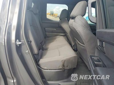 Zdjęcie 10 z 12 samochodu: 2025 TOYOTA TACOMA SR5 VIN:3TMKB5FNXSM038533 - miniatura