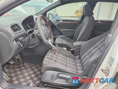 Zdjęcie 7 z 12 samochodu: 2011 VOLKSWAGEN GTI VIN:WVWGV7AJ1BW251335 - miniatura