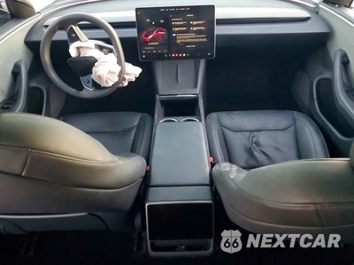 Zdjęcie 8 z 14 samochodu: 2025 TESLA MODEL 3 VIN:5YJ3E1EA8SF996139 - miniatura
