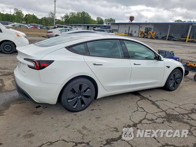 Trzecie zdjęcie samochodu z tyłu: 2025 TESLA MODEL 3 VIN:5YJ3E1EB9SF005944 - miniatura