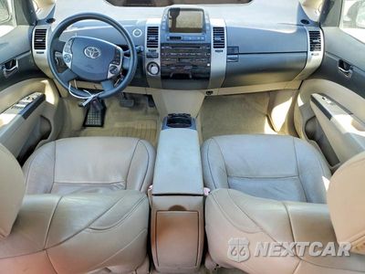 Zdjęcie 8 z 12 samochodu: 2005 TOYOTA PRIUS BASE VIN:JTDKB20U153010804 - miniatura