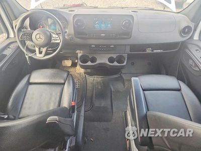 Zdjęcie 8 z 13 samochodu: 2023 MERCEDES-BENZ SPRINTER 2500 DELIVERY VAN VIN:W1Y4NDHY3PT133876 - miniatura