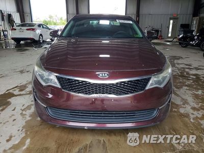 Piąte zdjęcie samochodu w środku: 2018 KIA OPTIMA LX VIN:5XXGT4L33JG195658 - miniatura