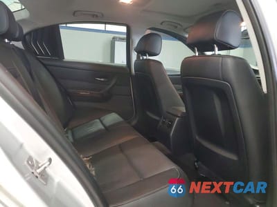 Zdjęcie 10 z 12 samochodu: 2011 BMW 328 XI VIN:WBAPK7C57BF086039 - miniatura