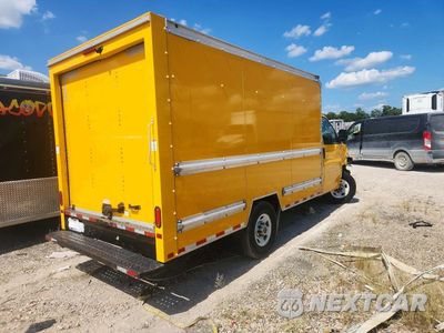 Trzecie zdjęcie samochodu z tyłu: 2022 GMC SAVANA BOX TRUCK VIN:1GD07RFP3N1158771 - miniatura