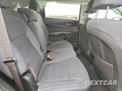 Zdjęcie 11 z 13 samochodu: 2019 KIA SORENTO LX VIN:5XYPGDA39KG432545 - miniatura