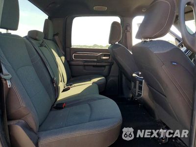 Zdjęcie 10 z 12 samochodu: 2023 RAM 2500 BIG HORN VIN:3C6UR5DL6PG505465 - miniatura