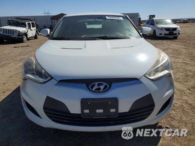 Piąte zdjęcie samochodu w środku: 2015 HYUNDAI VELOSTER BASE VIN:KMHTC6ADXFU236466 - miniatura