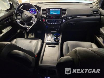 Zdjęcie 8 z 13 samochodu: 2019 HONDA PILOT ELITE VIN:5FNYF6H02KB029500 - miniatura