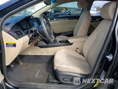 Zdjęcie 7 z 13 samochodu: 2017 HYUNDAI SONATA SPORT VIN:5NPE34AF1HH525221 - miniatura