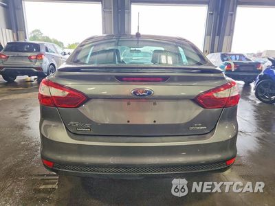 Zdjęcie 6 z 13 samochodu: 2014 FORD FOCUS SE VIN:1FADP3F27EL209612 - miniatura