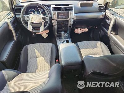 Zdjęcie 8 z 13 samochodu: 2014 TOYOTA 4RUNNER SR5 VIN:JTEBU5JR2E5160751 - miniatura