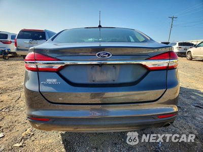 Zdjęcie 6 z 13 samochodu: 2017 FORD FUSION S VIN:3FA6P0G76HR103661 - miniatura