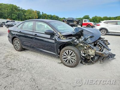 Czwarte zdjęcie samochodu z boku: 2020 VOLKSWAGEN JETTA S VIN:3VWCB7BU9LM011268 - miniatura