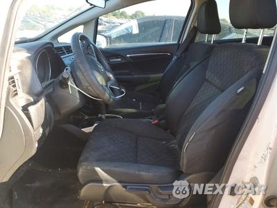 Zdjęcie 7 z 12 samochodu: 2017 HONDA FIT LX VIN:JHMGK5H50HS010807 - miniatura