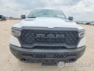 Piąte zdjęcie samochodu w środku: 2026 RAM 1500 REBEL VIN:1C6SRFLP6TN361046 - miniatura