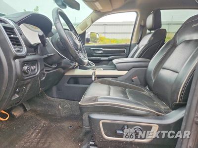 Zdjęcie 7 z 12 samochodu: 2020 RAM 1500 LARAMIE VIN:1C6SRFJT4LN157572 - miniatura