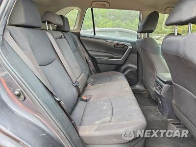 Zdjęcie 11 z 13 samochodu: 2022 TOYOTA RAV4 LE VIN:JTMLWRFV4ND159607 - miniatura