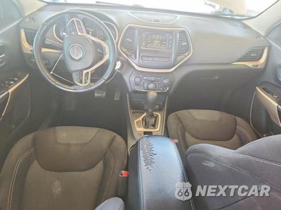 Zdjęcie 8 z 13 samochodu: 2017 JEEP CHEROKEE LATITUDE VIN:1C4PJLCB9HW661299 - miniatura