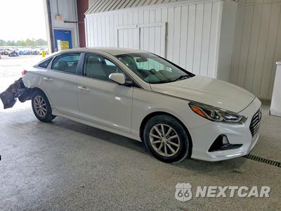 Czwarte zdjęcie samochodu z boku: 2018 HYUNDAI SONATA ECO VIN:5NPE24AA4JH673733 - miniatura