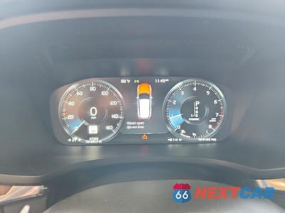 Zdjęcie 9 z 12 samochodu: 2020 VOLVO V60 CROSS COUNTRY T5 MOMENTUM VIN:YV4102WK7L1030195 - miniatura