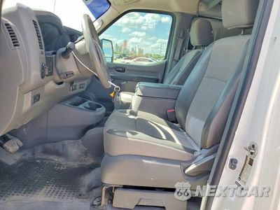 Zdjęcie 7 z 13 samochodu: 2019 NISSAN NV 2500 HD SV VIN:1N6AF0KY1KN807992 - miniatura