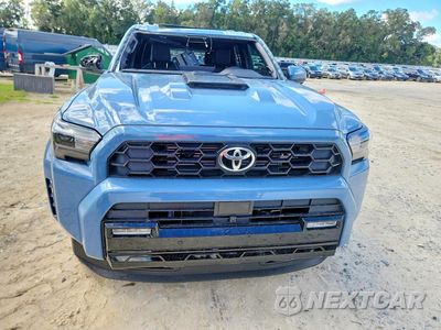 Piąte zdjęcie samochodu w środku: 2026 TOYOTA 4RUNNER TRD SPORT PREMIUM VIN:JTEVA5BR4T5123931 - miniatura