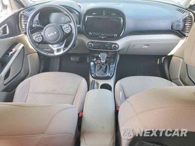 Zdjęcie 8 z 12 samochodu: 2023 KIA SOUL EX VIN:KNDJ33AUXP7870242 - miniatura