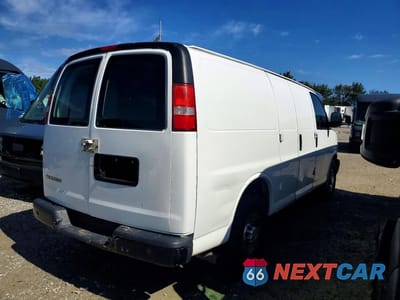 Trzecie zdjęcie samochodu z tyłu: 2017 CHEVROLET EXPRESS G2500 VIN:1GCWGAFF6H1310666 - miniatura