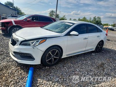 2017 HYUNDAI SONATA SPORT 5NPE34AF2HH527401 - główne zdjęcie licytacji z USA - miniatura