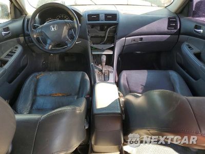 Zdjęcie 8 z 12 samochodu: 2007 HONDA ACCORD EX VIN:1HGCM66537A012088 - miniatura