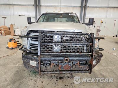 Piąte zdjęcie samochodu w środku: 2018 RAM 2500 SLT VIN:3C6UR5JL9JG156233 - miniatura
