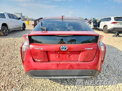 Zdjęcie 6 z 12 samochodu: 2016 TOYOTA PRIUS THREE VIN:JTDKARFU8G3523053 - miniatura