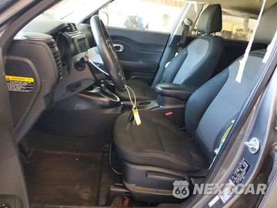 Zdjęcie 7 z 13 samochodu: 2019 KIA SOUL + VIN:KNDJP3A5XK7689597 - miniatura