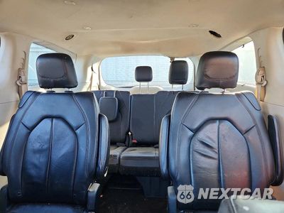 Zdjęcie 10 z 13 samochodu: 2019 CHRYSLER PACIFICA TOURING L VIN:2C4RC1BG9KR650971 - miniatura
